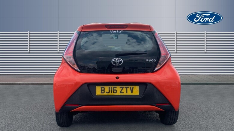 Toyota Aygo 1.0 VVT-i X-Play 5dr Petrol Hatchback